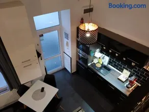DownTown DeLuxe Apartment - Image 3