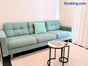 Lovely 1BR Apartment On Morphett with Pool & Wi-Fi - Image 2