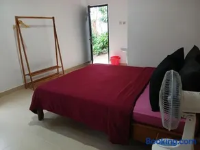 One Homestay and Warung - Image 1
