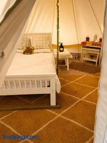 Damson Keep Wild glamping pop up - Image 5