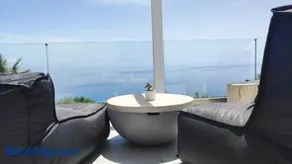 Blue Paradise Apartment - Image 4