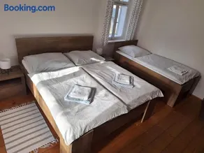 Apartment 180 - Image 4
