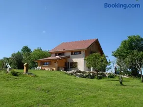 La Valentine, gîte pour 12 personnes au cœur de la nature - Image 1