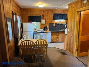Cedaroma Lakeview cozy Cabin 6 Amazing Views - Image 3