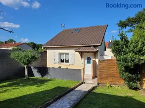 F2 duplex standing de 35 m2 à 3 min du canal de l'ourcq - Image 1