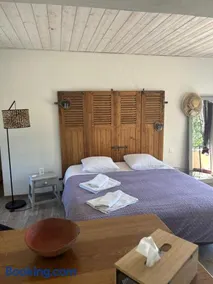 chambre d hôtes les trois châteaux piscine intérieure chauffée - Image 1