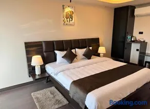 Hotel Pixel House - Image 2