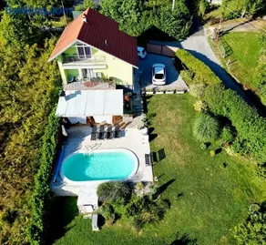 Aurelija Holiday Home - Image 1