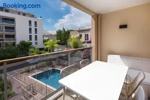 2 pièces avec clim, terrasse, piscine, 100m plage - Image 1