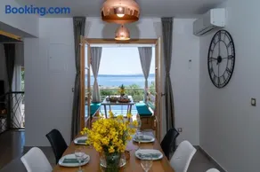 Villa Blue Ivy with Heated Pool - Image 3