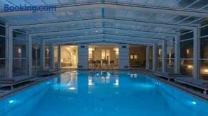 La Perla Bianca Luxury Villa - Image 2