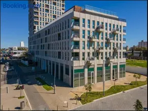Moderno Depto con Pileta en Terraza, Gym y Sauna - Image 1
