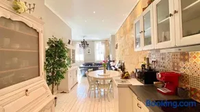 Grand Appartement Haussmanien de Standing avec Jacuzzi Terrasse et Parking en Hyper Centre - Image 5