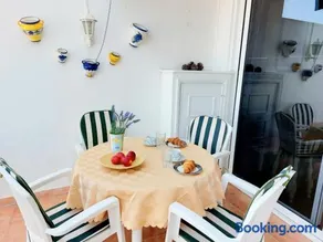 FIRST LINE Villa Floor Studio Apartment with amazing sea view Air Conditioned just 50m from the beach - Image 5