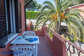 Appartement de vacances avec terrasse, barbecue et jardin | À côté de la plage - Image 2