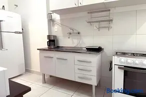 Apto de Copacabana amplo arejado 300 mt da praia - Image 2