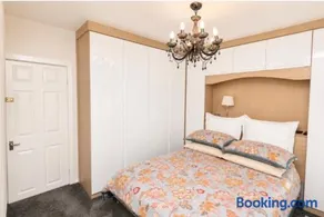 Lennon cottage - Image 2