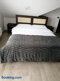 VILA DE PE DEAL - Image 3