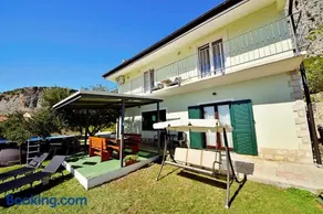 Family-friendly apartments with swimming pool Gornji Tucepi - Podpec, Makarska - 6815 - Image 3