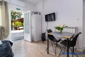 Holiday Apartment Mima Opatija - Image 2