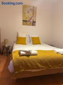 Appartement 1 chambre, proche centre ville - Image 4
