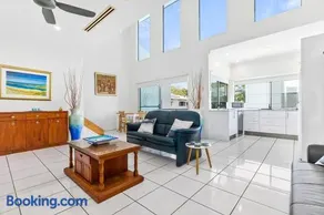 Smooth Sailing -Modern 2 bedroom apartment! - Image 4