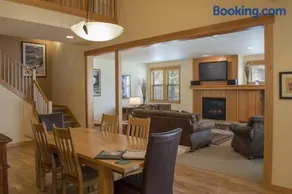 46 Fremont Crossing - Image 5