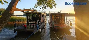 Domki pływające HouseBoat4U - Image 1