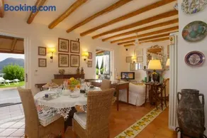 Casa Nostra, stunning, elegant villa in Lipari with pool - Image 3