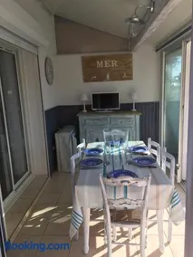 HOLIDAYLAND NARBONNE PLAGE Villas 6 ou 7 PERSONNES AVEC TERRASSE ET PLACE DE PARKING PRIVATIVE - Image 3