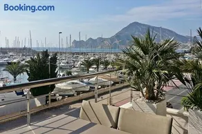 Luxe vakantieappartement aan de jachthaven van Altea met frontaal zeezicht - Image 2