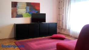 Danube Apartment - Image 2