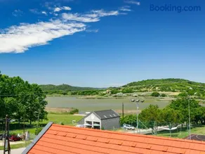 Holiday Home Lago by Interhome - Image 3