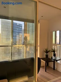 Luxury Skyline Apartment in Sky Gardens, Nine Elms - Image 3