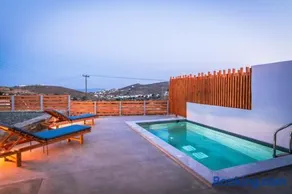 Xerolithia suites - Image 1