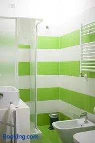 TIBUR STAR Guest House - Image 4