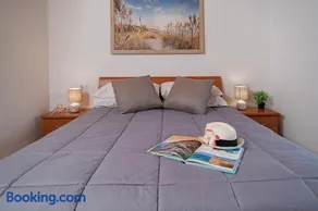 APARTMENT L'ARCHETTO and VILLETTA GRUBER - Regarda Travel - Image 3