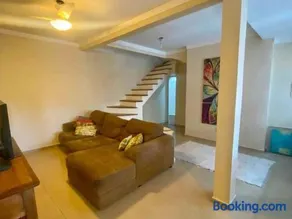 Casa espaçosa para temporada com piscina - Image 4
