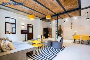 Design Loft - SAUNA - ZENTRAL - PARKPLATZ - WIFI - KAFFEE - NETFLIX - Image 1
