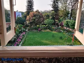 Private room with a view - Image 1