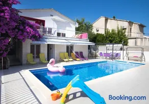 Beachfront Pinky-Superior2 heated pools and 2 jacuzzi just 25 m from see - Image 5