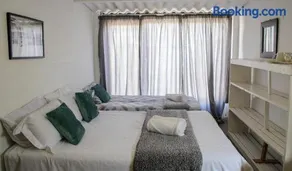 Element Riders Place Backpackers - Image 3