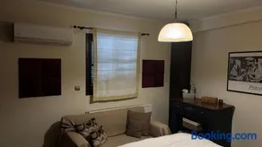 Elis studio luxury apartment - Image 1