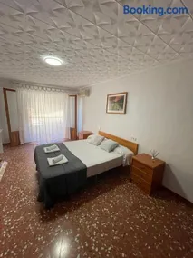 Gran apartamento con la playa a 2 kilómetros para familias - Image 4