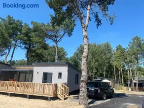 Cottage climatisé avec piscine à 300m de la plage - Image 1