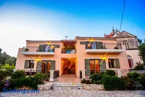 Maniata Holiday Apartments - Image 2