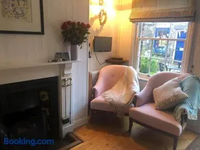 Dunsley Cottage - Image 5