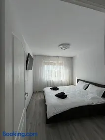 Dinu Rent Apartments - Image 1