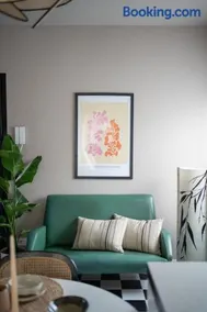 Jungle Apartment - Image 1