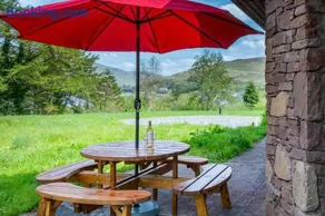 Heather Lodge with Sea and Mountain Views - Image 2